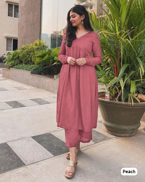 ₹850  *Roohi*   _Naira Cut Full Flair Dress  With Long Churi Sleeves_  *Fabric:* Heavy Rayon  Both Top and Plazzo   _*Plazzo elastic Waist with One side pocket*_  *Size:* M:38” L:40” XL:42” XXL:44”  Length: Top:46” Plazzo:39”  *Rate:* 850 free shipping v  #underbudgetdresses   _____________________________  *Note:*  ⏩ COD (Cash On Delivery) not available  ⏩ To Book/Order on Whatsapp, Please Click here https://wa.link/tjwvjz   ⏩ Ping On Whatsapp +919468590026  ⏩ Visit www.arhams.in Or www.urb... Stitched Pants, Dress Designs For Stitching, Kurti Pant Set, Desi Clothing, Stylish Kurtis Design, Rayon Kurti, Kurti Pant, Simple Kurti Designs, Set Saree