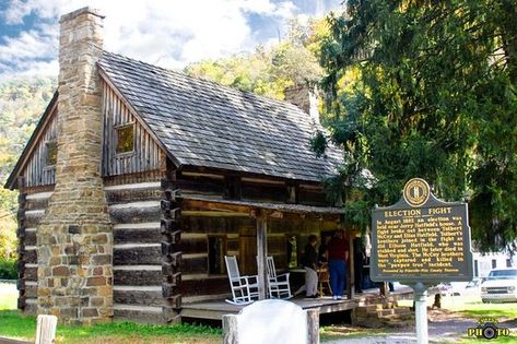 This photo of Pikeville is courtesy of TripAdvisor. Hatfield And Mccoy, Hatfield And Mccoy Feud, Pikeville Kentucky, Hatfields And Mccoys, Pike County, Loretta Lynn, Haunted Places, Old Building, Cozy Cabin