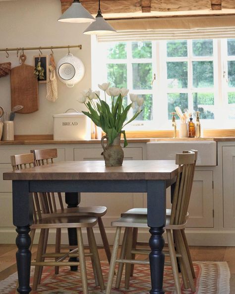 Hare & Wilde on Instagram: “It was great to hear your feedback from last nights poll, I’m somewhere in the middle! This is our kitchen where I have added one of Kilim…” Table In Middle Of Kitchen, Kitchen With Table In Middle, Kitchen With Table, Jute Rugs, Our Home, In The Middle, Last Night, Kitchen Ideas, Kilim Rugs