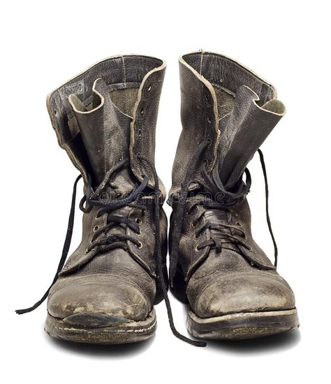 French Boots, Dirty Boots, Military Combat Boots, Old Boots, Army Boots, Fashion Forms, Old Shoes, Military Boots, Desert Boots