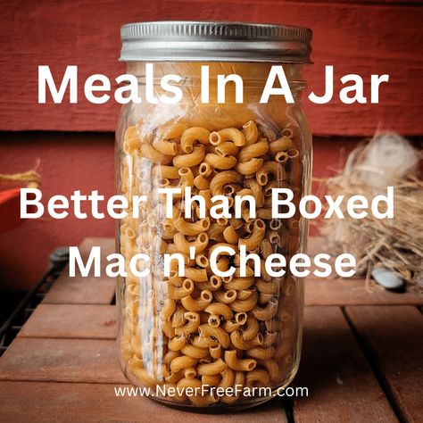 This pantry staple is a homemade mac n cheese recipe. It is kid-friendly and stores really well as a “meal in a jar” for easy lunches or dinners. That is something you must think about … Boxed Mac And Cheese Recipes, Meals In A Jar Recipes Just Add Water, Homemade Mac N Cheese Recipe, Bread Mix In A Jar, Mason Jar Noodles, Meals In A Jar Recipes, Cheese Meals, Jar Pantry, Jar Food Gifts