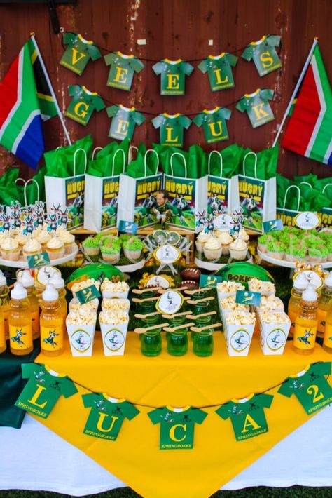 Springbok Rugby Party, Rugby Party Ideas, Boutique Events, Rugby Party, Rugby Birthday, Rugby Pictures, Treats Table, 4de Verjaardag, Rugby Kids