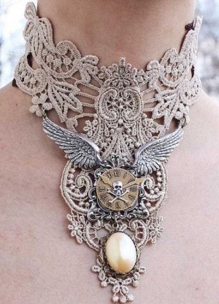 Necklace Punk Hat, Steampunk Choker, Moda Steampunk, Mode Steampunk, Steampunk Ideas, Angels Wings, Steam Punk Jewelry, Creative Accessories, Style Steampunk