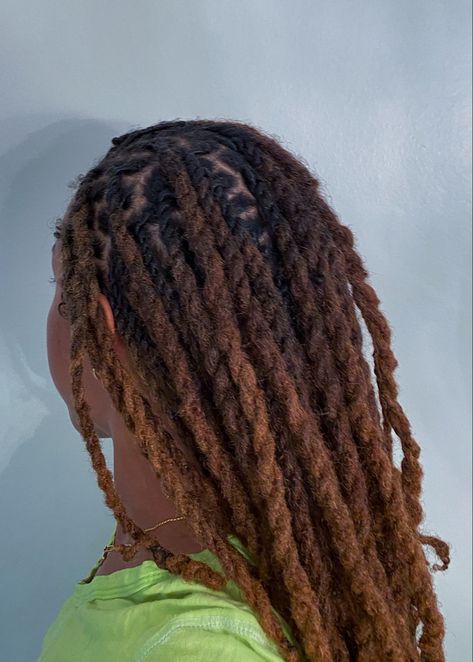 Ombre Brown Locs, Men’s Dyed Locs, Dyed Locs Brown, Twist Out On Locs, Coloring Locs, Twistout Hairstyles, Brown Locs, Brown Dreads, Natural Locs