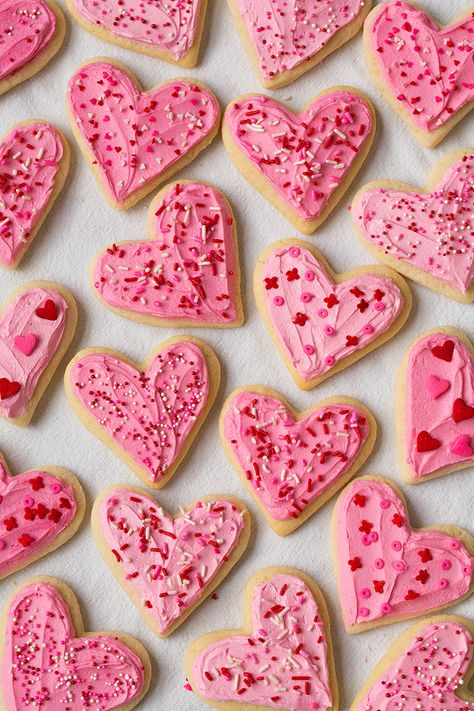 Fluffy Sugar Cookies Recipe, Sugar Cookie Dough Recipe, Soft Frosted Sugar Cookies, Sour Cream Sugar Cookies, Valentine's Day Cookies, Valentine Sugar Cookies, Valentines Baking, Shaped Cookies, Valentine Desserts