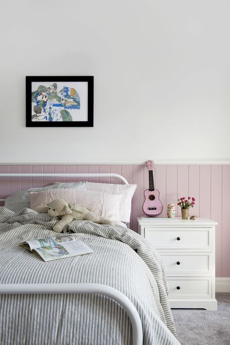 Queenslander girls bedroom  with pink VJ wall panelling. Mauve Bedroom Panelling, Dusty Pink Panelling Bedroom, Vj Panelling Nursery, Vj Wall Panelling, Pink Panneling Girls Room, Panelling Girls Bedroom, Girls Feature Wall Bedroom, Dusty Pink Girls Bedroom, Dusty Pink Panelling