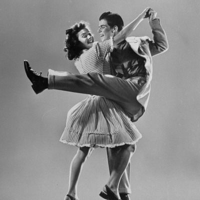 dance Modern Dance Poses, Modern Dance Photography, The Last Don, Dancing Together, Vintage Foto's, Dance Aesthetic, Dance Inspiration, Dancing Drawings, Vintage Dance