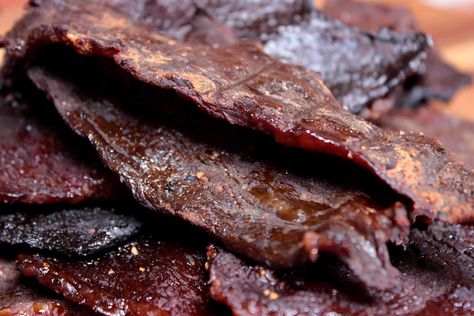 How to make beef jerky using a smoker, home oven or a dehydrator using my special marinade that turns out great every time. Beef Jerky Recipe Oven, Simple Beef Jerky Recipe, Oven Beef Jerky, Make Beef Jerky, Oven Jerky, Jerkey Recipes, Smoked Beef Jerky, Homemade Beef Jerky, Jerky Recipe