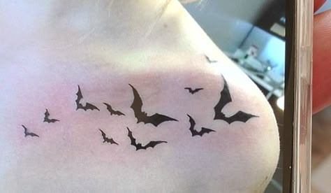 Bats Tattoo Collar Bone, Vampire Bite Tattoo Neck, Bat Collar Bone Tattoos, Kawaii Skincare, Vampire Tattoo, Emo Tattoos, Makeup Dior, Goth Tattoo, Bat Tattoo