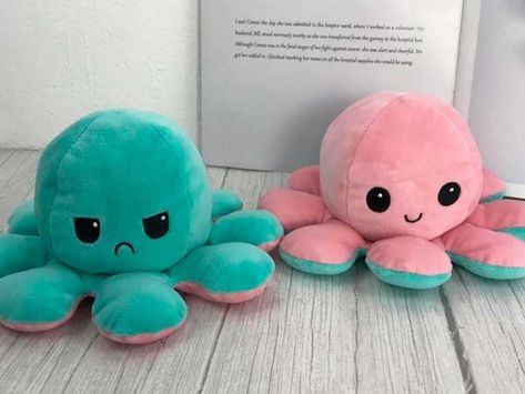 Estos peluches han comenzado a tener popularidad en las redes sociales para mostrar el ánimo de las personas; también son usados para a niños con dificultades para comunicarse Cash On Delivery, Stuffed Animals, Octopus, Low Price, India, Toys, Wall, Animals