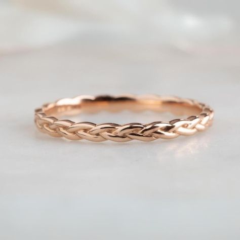 14K Gold Braided Wedding Band, Braided Wedding Band, Rose Gold Braided Band, Twist Ring, Rope Style Twisted Gold Ring, Dainty Stacking Ring, Simple Delicate Twist Ring, infinity Rope Ring, Thin Twist Wedding Band, Stackable Ring For Women, Minimalist Marriage Ring, Dainty Statement Ring, Anniversary Gift For Her, Christmas Jewelry, Handmade Jewelry For Girls ✤ 𝐃𝐄𝐓𝐀𝐈𝐋𝐒: ↦ Metal Purity: Solid 10k / 14k / 18k Gold / 950 Platinum (Not Plated) ↦ Gold Colors: Yellow, White, Rose ↦ Band Width: 3.00 MM ↦ Stamp/Hallmark: Yes ↦ Jewelry Certificate: Yes (FREE) 𝐍𝐨𝐭𝐞: If you wish to make any changes or set a different size or shape of stone, please send us a message. 𝐄𝐓𝐒𝐘 𝐒𝐇𝐎𝐏 𝐋𝐈𝐍𝐊: https://www.etsy.com/in-en/shop/LuxurianJewelsIN 𝐋𝐀𝐓𝐄𝐒𝐓 𝐂𝐎𝐋𝐋𝐄𝐂𝐓𝐈𝐎𝐍 𝐋𝐈𝐍𝐊 : * 𝐄 Twisted Gold Ring, Braided Wedding Band, Simple Stacking Rings, Alexis Russell, Custom Diamond Rings, Simple Wedding Bands, Handcrafted Engagement Ring, Marriage Ring, Rope Rings