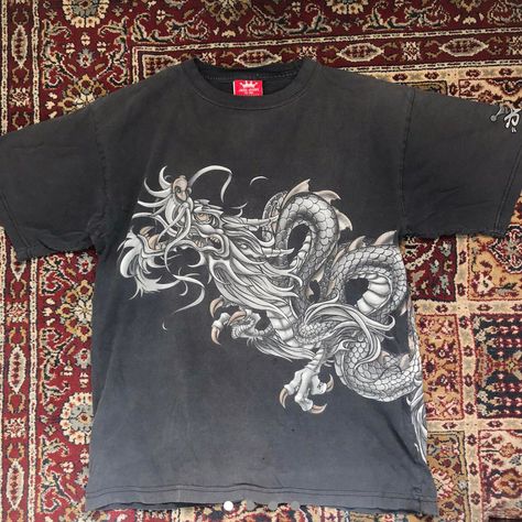 T Shirt Outfit For Men, Dragon Tshirt, T Shirt Outfit, 90s Skater, Outfit For Men, Fits Clothes, Cool Fits, Swaggy Outfits, A Dragon