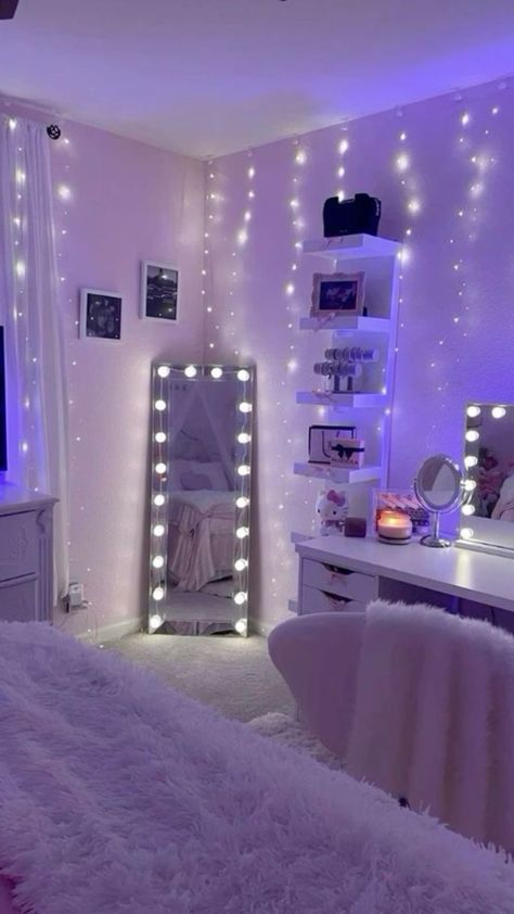 Diva Room Ideas Woman Cave, White Room Aesthetic Led Lights, Mean Girls Room Aesthetic, Dream Room Inspiration Pink, Room Inspo Projector, Room Theme Ideas Bedrooms, Grey Room Inspo Bedroom, Plain Room Ideas, Bedroom Organization Aesthetic