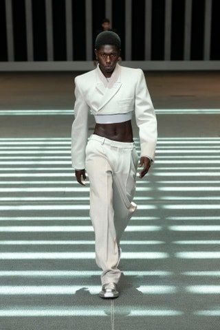 VTMNTS Spring 2023 Menswear Fashion Show | Vogue Century Uniforms, Oc Board, Gender Fluid Fashion, Inspo Pics, Design Clothes, Man Fashion, Prom Outfits, Mode Inspo, Spring 2023