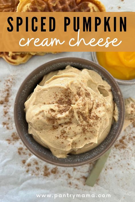 Easy Pumpkin Dip, Pumpkin Cream Cheese Dip, Pumpkin Spread, Pumpkin Dip Recipe, Pumpkin Bagels, Cream Cheese Recipes Dip, Cream Cheese Recipe, Gingersnap Cookies, Cream Cheese Dip