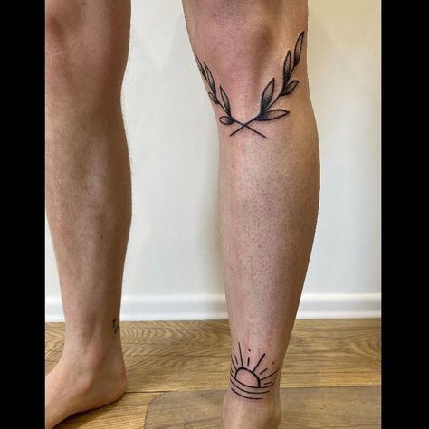 Under Knee Tattoos Women, Under The Knee Tattoo, Intuition Tattoo, Under Knee Tattoo, Statement Tattoo, The Knee Tattoo, Knee Tattoos, Tattoo Over Scar, American Traditional Tattoo Ideas