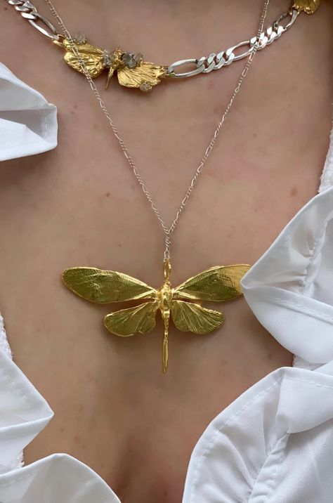 Dragonfly Necklace – Stonehart Jewelry Gold Dainty Jewelry, Burn Outs, Necklaces Aesthetic, Ladybug Jewelry, Crystal Jewelry Necklaces, Necklace Aesthetic, Whimsical Jewelry, Dragonfly Jewelry, Dragonfly Necklace