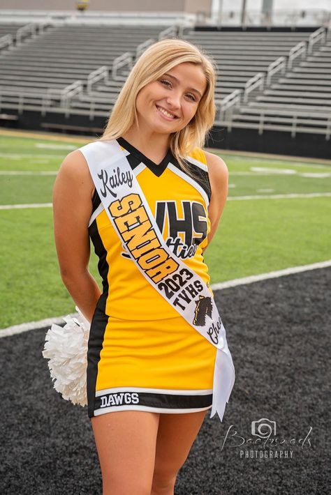 Senior Night Sashes Softball, Senior Sashes Cheer, Senior Picture Ideas Cheerleading, Senior Cheerleading Pictures, High School Cheer Pictures, Senior Night Sashes, Senior Cheer Banners, Senior Sash Ideas, Senior Night Cheer