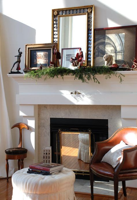 Pictures/mirrors of various sizes leaning on mantle. Layered Pictures, Large Mantle, Above Fireplace Decor, Design Camino, Mantel Decorating Ideas, Mantel Decorating, Stone Decoration, Thrifty Decor Chick, Fireplace Mantel Decor