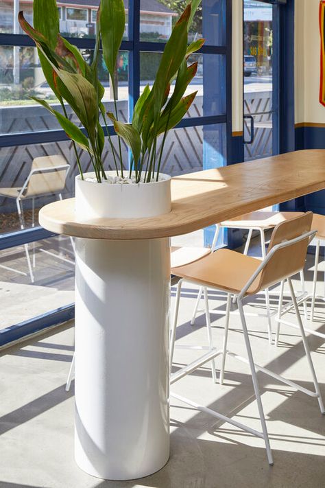 Commercial — Lilianne Steckel Interior Design Round Bar Table Design, Round Restaurant Table, Curved Table Design, White Restaurant Interior, Bar With Plants, Table Restaurant Design, Restaurant Concept Ideas, Table Bar Design, Barstool Table