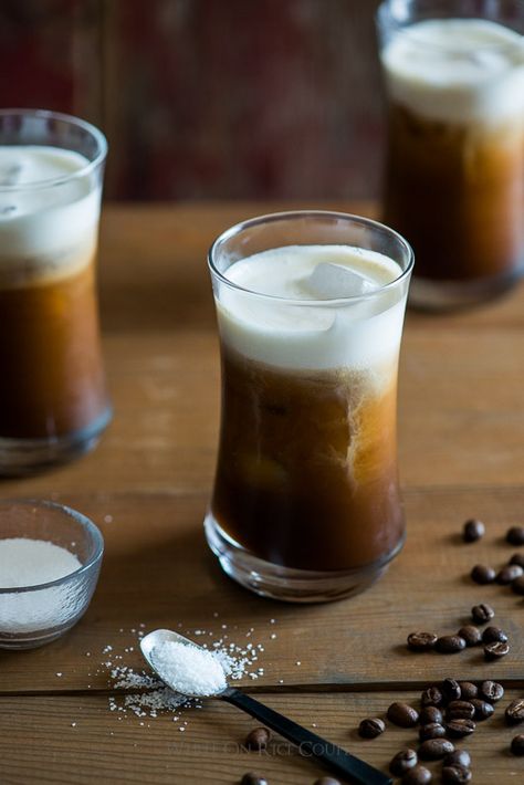 Addicting Sea Salt Iced Coffee with Sea Salt Cream Recipe on @whiteonrice - photography inside the cafe Sea Salt Cream Recipe, Bar Pictures, Caramel Drizzle, Flavored Coffee, Ice Coffee Recipe, Coffee Grinds, Coffee Books, Coffee Cream, Coffee Coffee Coffee