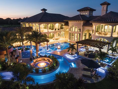 Lazy Rivers Bring the Resort to the Backyard - Luxury Pools + Outdoor Living Cool Mansions, Luxurious Mansions, Roman Pool, Big Mansions, Luxury Houses Mansions, Mansion Designs, A Mansion, Dream Mansion, Luxury Pools