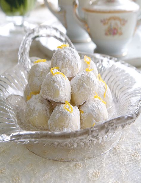 Porch Party, Mexican Wedding Cookies, Roll Cookies, Bridal Tea, Mexican Wedding, Lemon Desserts, Wedding Cookies, Seasonal Recipes, Seasoning Recipes