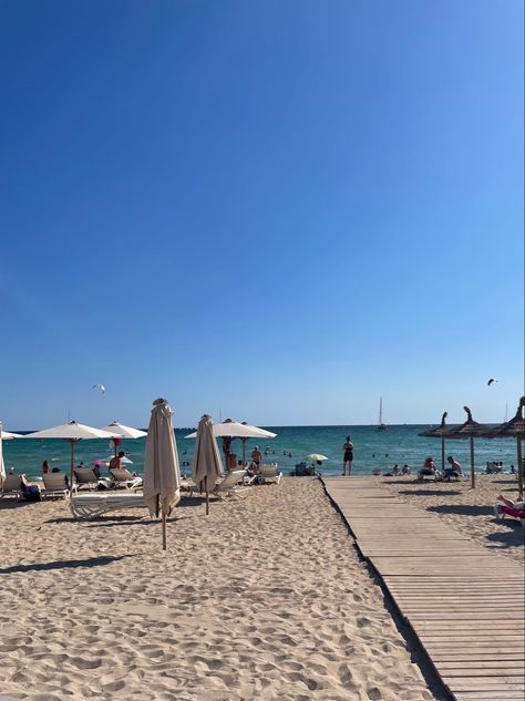 #palma #palmademallorca #playadepalma #palmabeach #mallorca #majorca #vacation #spain #spaintraveltips #summer Palma De Majorca Spain, Mallorca Puerto Pollensa, Palma Mallorca Spain, Majorca Palma, Palmanova Mallorca, Palma Majorca Spain, Majorca Beach, Manifest 2024, Palma Spain