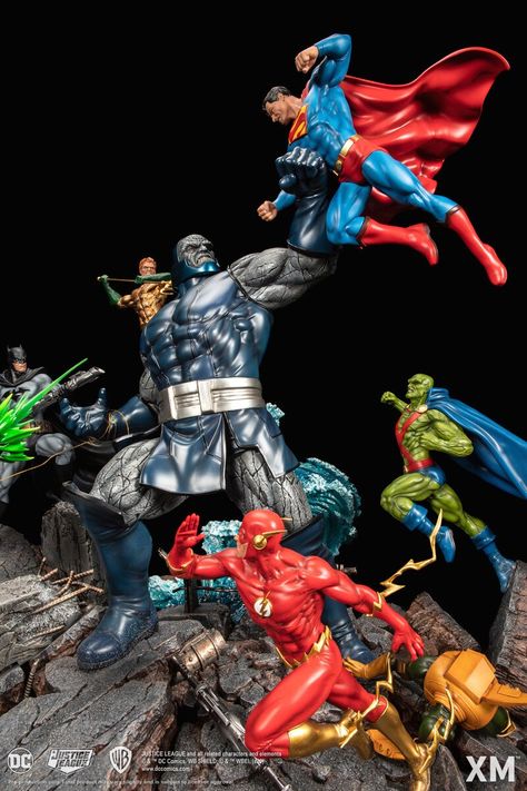 Justice League Vs Darkseid, Superman Vs Darkseid, Wonder Woman Batman, Dc Action Figures, Xm Studios, Marvel Statues, Dc Figures, Battle Scene, Character Statue