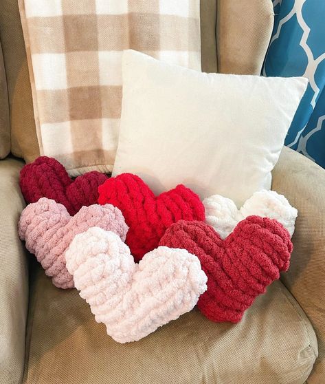 Knit Heart Pillow, Heart Shaped Pillow, Knit Heart, Valentines Blanket, Heart Pillows, Felt Pillow, Valentines Pillows, Valentines Day Decor, Knitted Heart