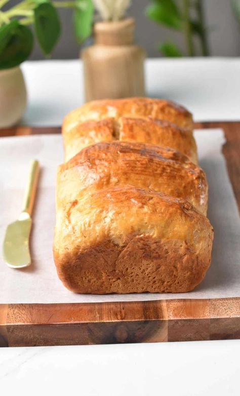 These Yogurt Buns are ridiculously simple, yeast-free and sugar-free bread rolls make with just 3 ingredients and ready in under 40 minutes. Yogurt Buns, Sugar Free Bread, Conscious Plant Kitchen, Yeast Free Recipes, Yeast Free Breads, Vegan Christmas Recipes, Plant Kitchen, Peanut Butter Sauce, Dairy Free Eggs