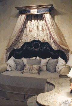 How To Make A Bed Crown | bed+crown+and+bed.gif Headboard And Wallpaper, Crown Canopy, Square Bed, Creative Beds, Bed Crown Canopy, Kerala Home, Glamorous Furniture, Bed Crown, Canopy Beds