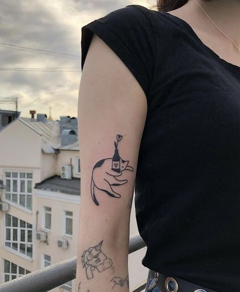 House Cat Tattoo, Handpoke Cat Tattoo, Matisse Tattoo, Cute Animal Tattoos, Mystical Tattoos, Time Tattoos, Dream Tattoos, First Tattoo, Love Tattoos