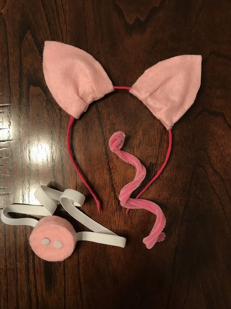 Easy Farm Costume, Pig Diy Costume, Diy Pig Costume Kids, Pig Ears Diy, Diy Pig Costume Women, If You Give A Pig A Pancake Costume, Pig Costume For Kids, Pig Makeup Halloween, Peppa Pig Costume Diy