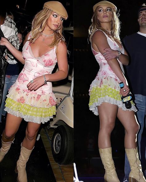 Brittany Spears 2000's Outfits, Arielle Kebbel 2000s, Britney Spears Music Video Outfits, Celebrity 2000s, 2000s Iconic Outfits, Year 2000 Fashion Trends, Britney Spears 2000s Fashion, 2000s Popstar, 2000s Hipster