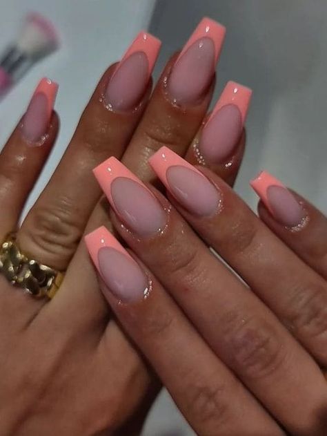 Coral Nail Designs, Coral Acrylic Nails, Coral Nails With Design, Coral Nail, Holiday Acrylic Nails, Coral Nails, Spring Acrylic Nails, Summery Nails, French Tip Acrylic Nails