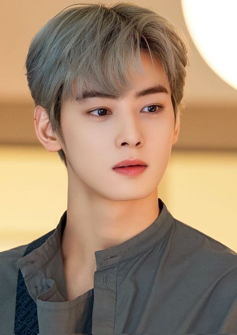 Cha Eun-woo - Don't force relationships, the right people... | Facebook Most Handsome Korean Actors, Kim Myung Soo, Eunwoo Astro, Asian Man, Most Handsome Actors, Cha Eun Woo Astro, Eun Woo Astro, Boys Haircuts