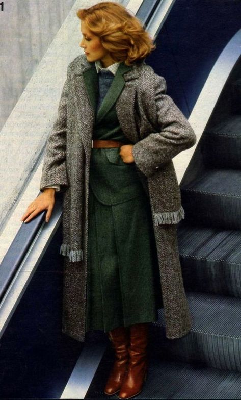 I Mean Business - Album on Imgur Elegante Y Chic, Seventies Fashion, 70’s Fashion, Look Retro, Layered Bob, 1970s Fashion, Look Vintage, 가을 패션, 여자 패션