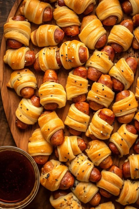 Pigs In A Blanket Party Platter, Tiny Foods Party, Mini Sandwiches Display, Small Foods For Parties, Pigs In A Pretzel Blanket, Picnic Snacks Ideas Finger Foods, Things To Make For A Picnic, Safari Party Foods Jungle Theme, Picnic Food Birthday Party