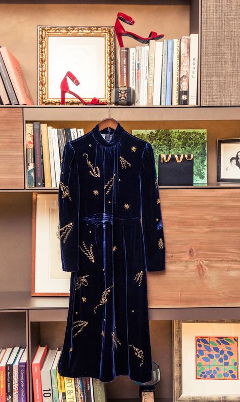 Insider Writer and Editor Tania Fares’ Closet and Home - Coveteur: Inside Closets, Fashion, Beauty, Health, and Travel Velvet Coat Outfit, Blue Velvet Coat, Velvet Coat Women, Womans Outfit, Amanda Levete, Aesthetic Dress Outfit, Multifunctional Office, Winter Long Coat, Prada Dress