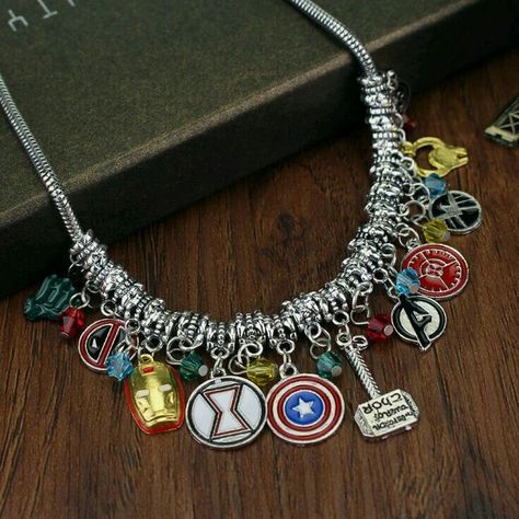 Superhero Symbols, Marvel Jewelry, Marvel Fashion, All Superheroes, Marvel Clothes, Gold Lariat Necklace, Marvel Merchandise, Diamond Initial Necklace, Gold Letter Necklace