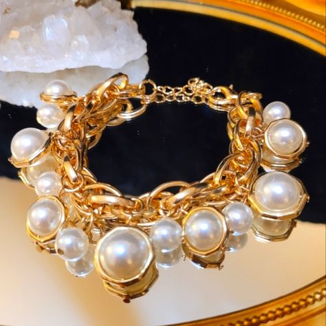 This Gold-Tone Chunky Bracelet Features Large Pearls Framed In Gold And Smaller Pearls Which Dangle From Your Wrist. Lobster Claw Clasp Fits 6"-9" Wrist Chunky Bracelets, Chic Jewelry, Chain Link Bracelet, Link Bracelets, Chain Link, Vintage Gold, Womens Jewelry Bracelets, Gold Chains, Vintage Ladies