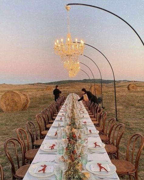 Deco Champetre, Long Table, Wedding Mood Board, Wedding Goals, Diy Room, Wedding Mood, Dreamy Wedding, Decoration Diy, Here Comes The Bride