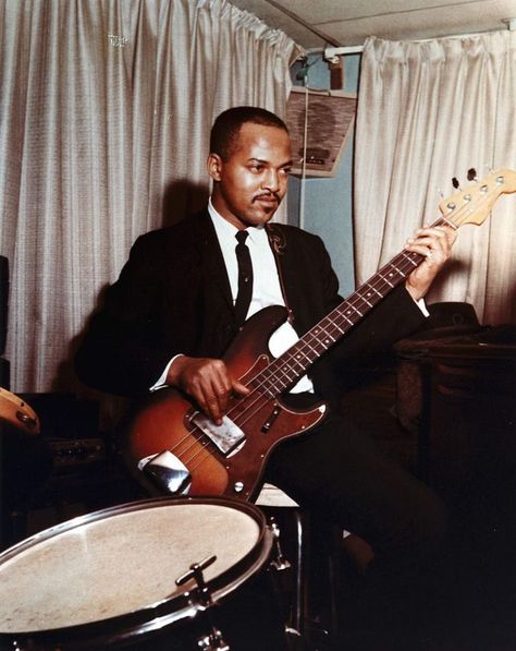 James Jamerson, Gullah Geechee, Bootsy Collins, Bass Players, Bass Guitarist, Modern Music, Bass Player, Acoustic Guitars, Stevie Wonder