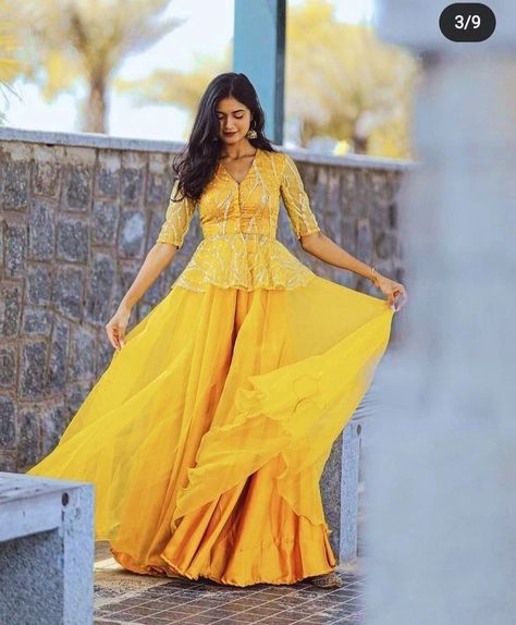 Haldi Outfit Ideas Simple, Haldi Gown Designs, Yellow Haldi Outfit For Sister, Haldi Ceremony Outfit For Girls, Unique Traditional Dresses, Haldi Ceremony Outfit For Sister Simple, Latest Haldi Outfits, Haldi Ceremony Outfit For Bride Unique, Haldi Ceremony Outfit For Sister