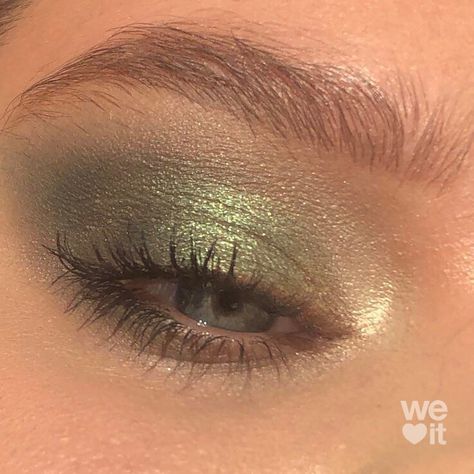 Green Eyeshadow, The Eye, A Woman, Lashes, Makeup, Green, Gold, Make Up