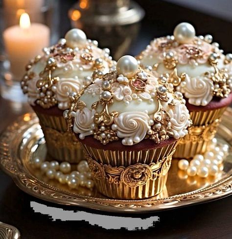 ♔ Petits Gâteaux Créés par IA Fairytale Food, Fancy Cupcakes, Fantasy Cake, Glitter Cupcakes, Luxurious Life, Beautiful Birthday Cakes, Fancy Desserts, Cupcake Liners, Fancy Cakes