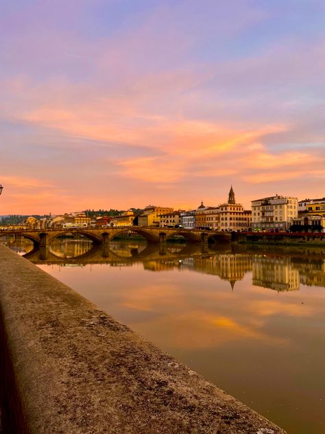 #florence #sunset #art Florence Sunset, Beautiful Cities, Sunset Art, Dream Destinations, Florence, Vision Board, Pink, Travel, Quick Saves