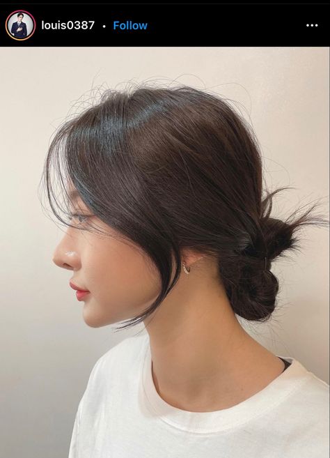 Asian Bridal Hairstyles, Bridal Hair Buns, Bangs With Medium Hair, Hair Arrange, Side Bangs, Hair Rollers, Long Wavy Hair, Asian Hair, Penteado Cabelo Curto