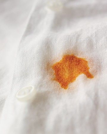 The best way to fix a stain is to treat it before it sets. Quickly scoop up solids with a dull edge, and blot liquids with a clean white cloth from the outside in to avoid spreading. Treat stains before washing, and always make sure stains have been removed before putting items in the dryer; heat sets stains into fabric. Use our comprehensive Stain First Aid chart to treat specific spots types. Remove Grease Stain, Diy Stain Remover, Stain Removal Guide, Clean Baking Pans, Diy Staining, Cleaning Painted Walls, Glass Cooktop, Grease Stains, Deep Cleaning Tips